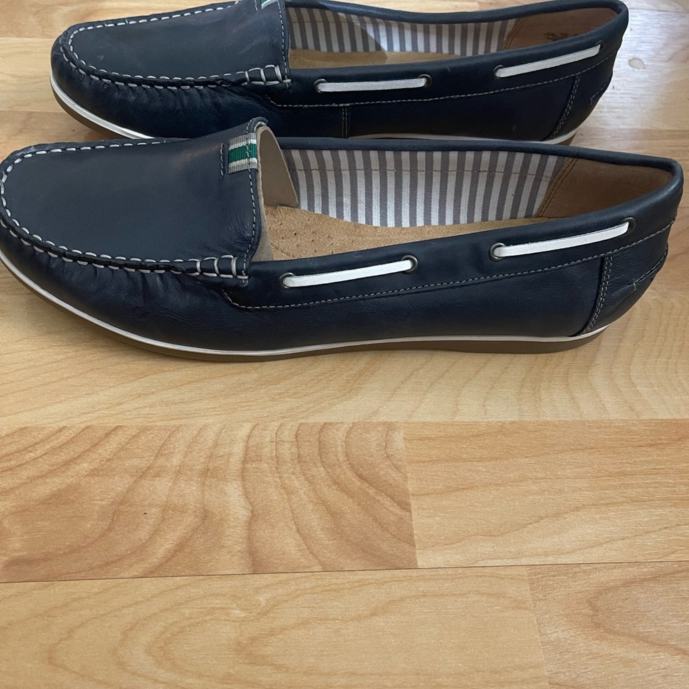 New without box woman’s Naturalizer Hanover Boat Shoe Navy size 12W - Picture 4 of 15